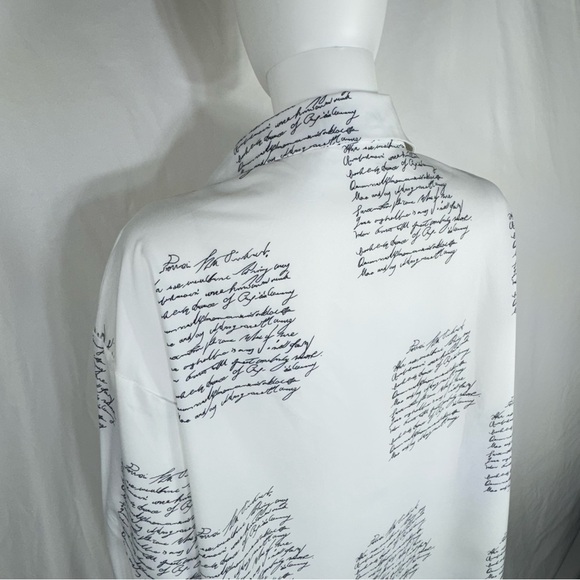 Women’s White Collared Pullover Love Note Print Long Sleeve Tunic - Picture 4 of 6